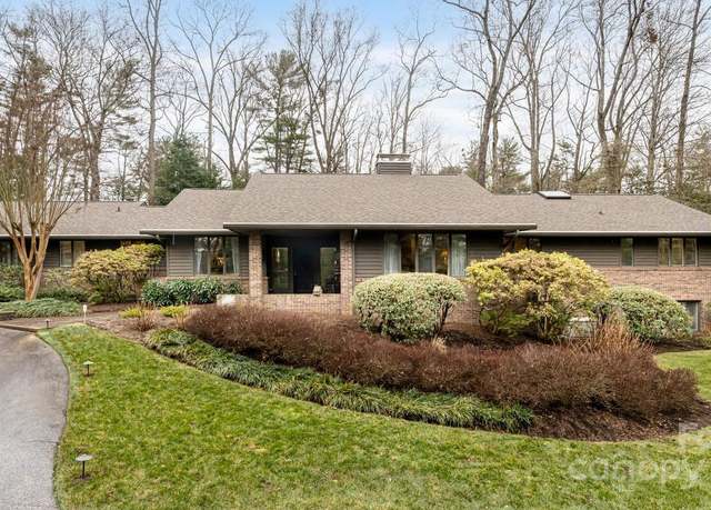 Property at 14 Stuyvesant Cres, Asheville, NC 28803, 4 beds, 3.5 baths