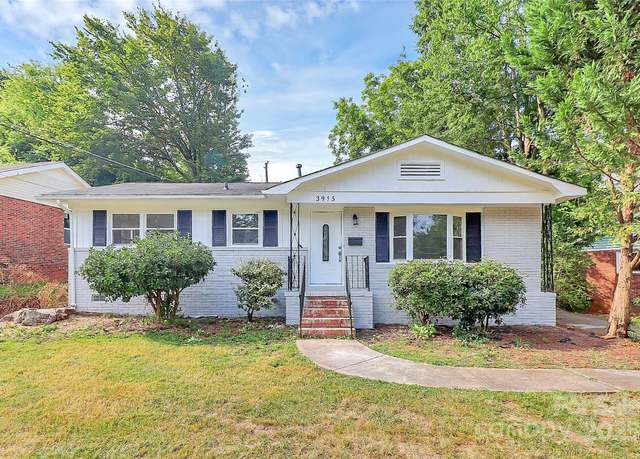Property at 3915 Crestridge Dr, Charlotte, NC 28217, 3 beds, 1 bath