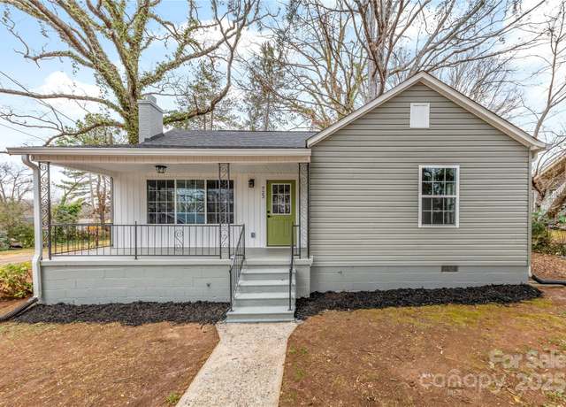 Property at 723 Wood St, Statesville, NC 28677, 3 beds, 2 baths