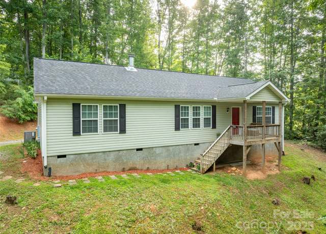 Property at 61 Evelyn Acres Dr, Asheville, NC 28806, 3 beds, 2 baths