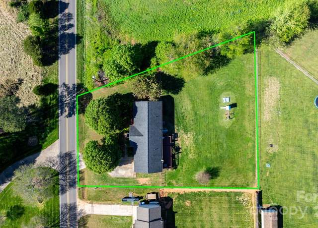 Property at 5184 Swinging Bridge Rd, Conover, NC 28613, 4 beds, 2 baths