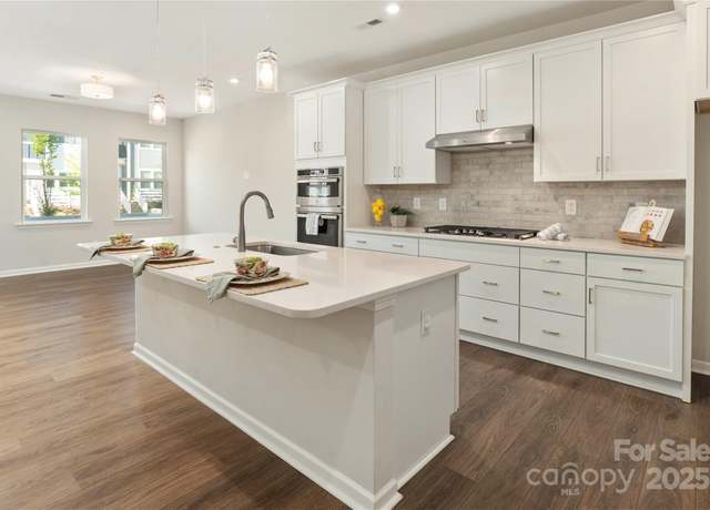Property at 131 Berkeley Ave Unit D, Mooresville, NC 28117, 4 beds, 2.5 baths