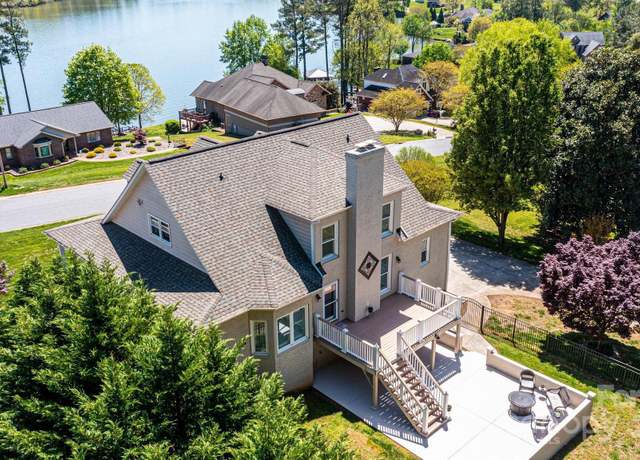 Property at 5933 Flintlock Ct, Hickory, NC 28601, 3 beds, 3.5 baths