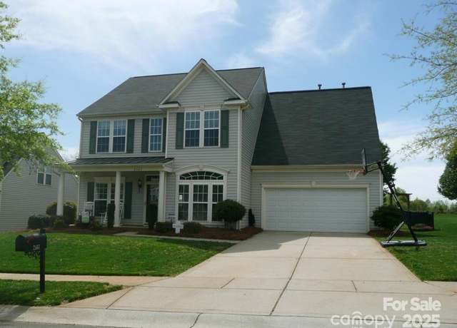 Property at 2567 Holly Oak Ln, Gastonia, NC 28056, 4 beds, 2.5 baths