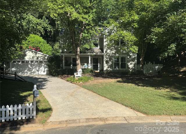 Property at 1336 Somersby Ln, Matthews, NC 28105, 3 beds, 2.5 baths