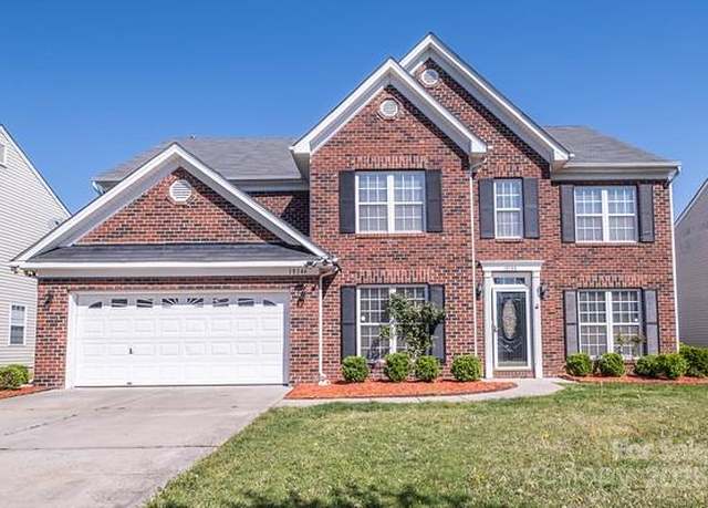 Property at 10146 Hawkeye Dr #2, Charlotte, NC 28273, 4 beds, 2.5 baths