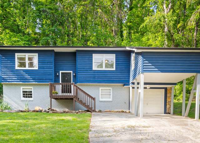 Property at 217 Royal Pines Dr, Arden, NC 28704, 3 beds, 2 baths