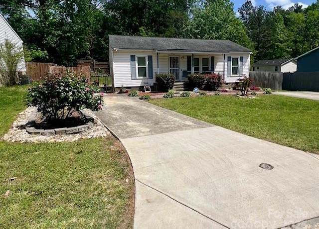 Property at 6000 Amberly Ln, Charlotte, NC 28213, 3 beds, 2 baths
