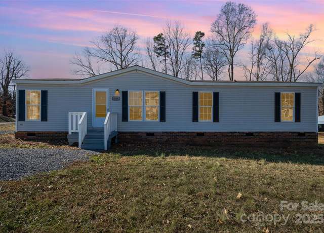 Property at 820 Bethesda Rd, Statesville, NC 28677, 3 beds, 2 baths