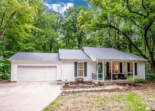 Property at 153 Cliffview Ln, Mooresville, NC 28117, 2 beds, 2 baths