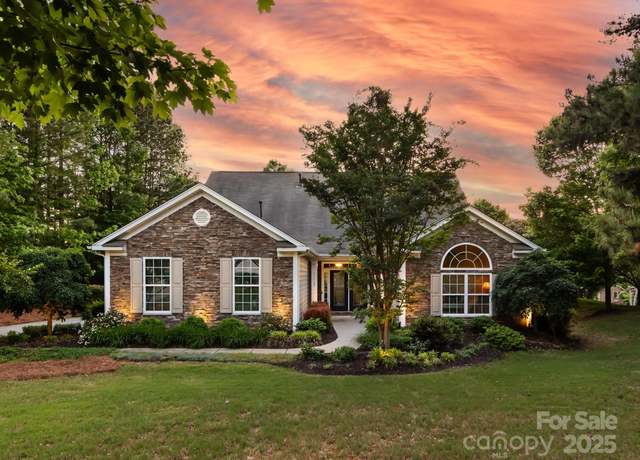 Property at 11727 Dunham Dr, Matthews, NC 28105, 5 beds, 3.5 baths