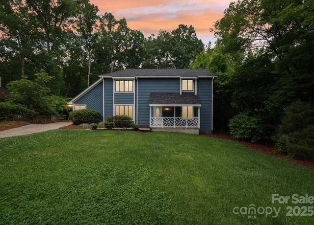 Property at 8338 Rittenhouse Cir, Charlotte, NC 28270, 4 beds, 2.5 baths