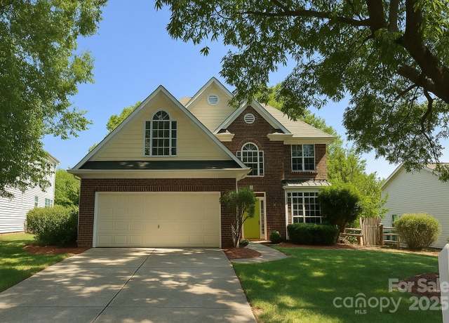 Property at 9029 Torrence Crossing Dr, Huntersville, NC 28078, 3 beds, 2.5 baths