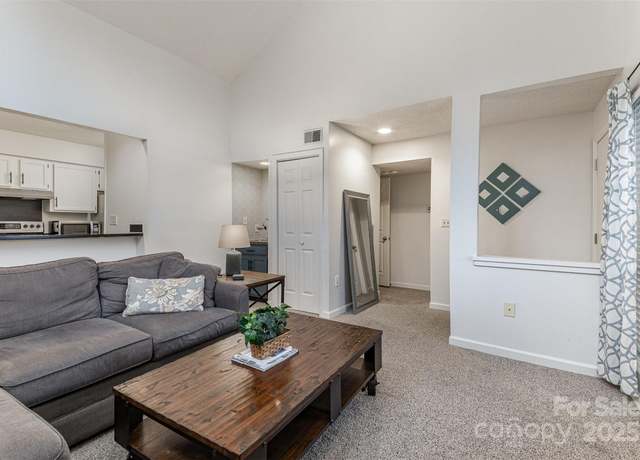 Property at 421 N Church St Unit 12F, Charlotte, NC 28202, 1 bed, 1 bath