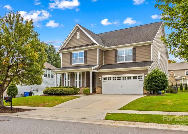 Property at 138 Byers Commons Dr, Mooresville, NC 28117, 5 beds, 4 baths