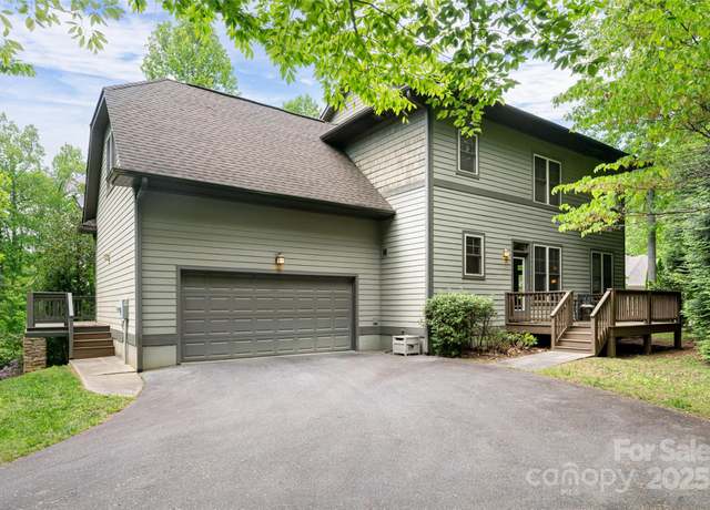 Property at 4 Yellow Owl Ct, Biltmore Lake, NC 28715, 4 beds, 2.5 baths