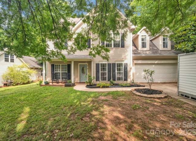 Property at 4502 Magnolia Ridge Dr, Waxhaw, NC 28173, 4 beds, 2.5 baths