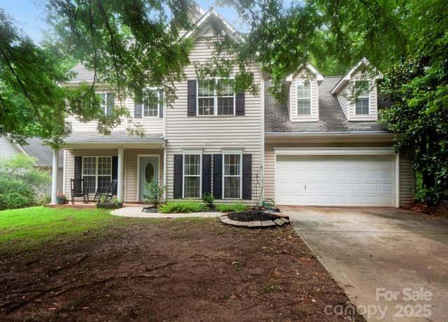 Property at 4502 Magnolia Ridge Dr, Waxhaw, NC 28173, 4 beds, 2.5 baths