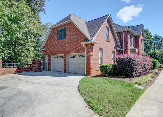 Property at 907 Weymouth Dr, Gastonia, NC 28056, 3 beds, 3.5 baths