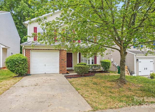 Property at 2530 Cochrane Dr, Charlotte, NC 28269, 3 beds, 2.5 baths