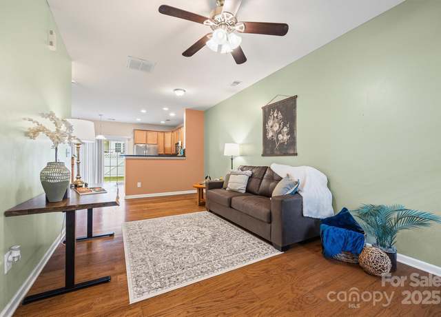 Property at 311 Sandy Spring Ln, Lake Wylie, SC 29710, 3 beds, 2.5 baths