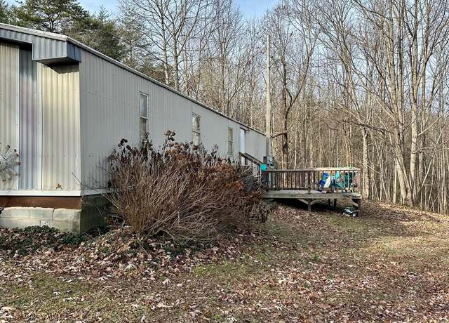 Property at 206 Rocky Top Rd, Taylorsville, NC 28681, 3 beds, 1.5 baths