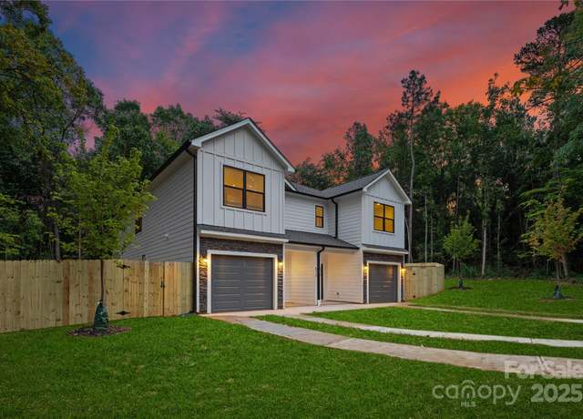 Property at 122 I K Beatty St, Charlotte, NC 28214, 3 beds, 2.5 baths