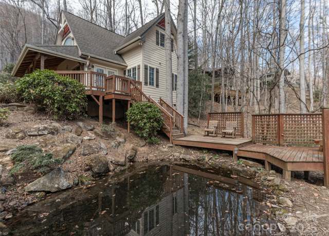 Property at 360 Laurel Ridge Rd, Maggie Valley, NC 28751, 2 beds, 2.5 baths