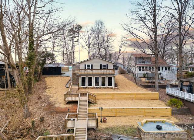 Property at 277 Sunset Blvd #168, Lexington, NC 27292, 2 beds, 3 baths
