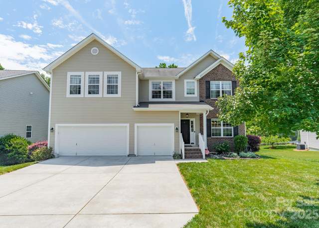 Property at 7650 W Berkeley Rd, Denver, NC 28037, 4 beds, 2.5 baths