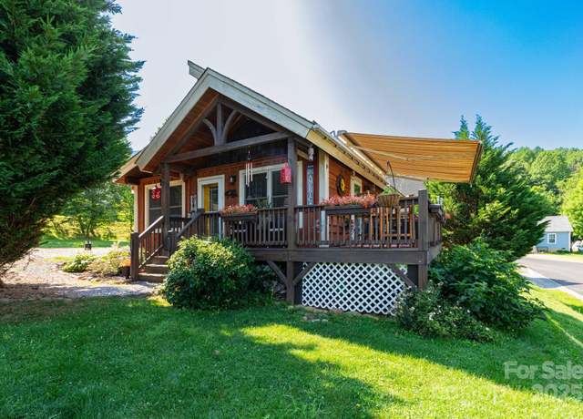 Property at 24 Carsen Loop, Waynesville, NC 28785, 2 beds, 2 baths