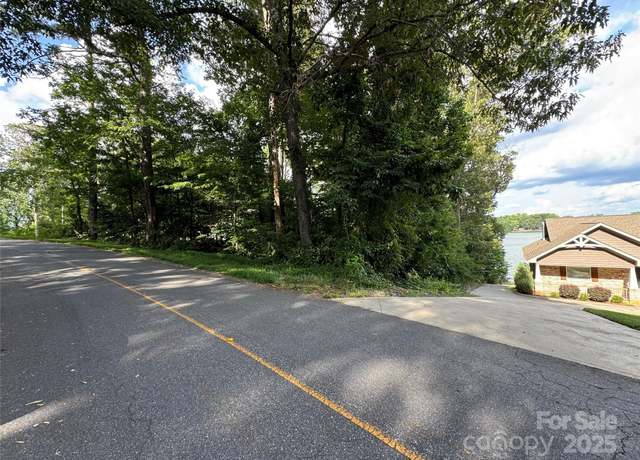 Property at 3720 Landmark Dr #1, Sherrills Ford, NC 28673