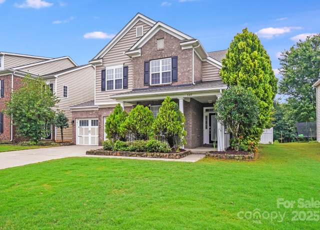 Property at 5917 Cactus Valley Rd, Charlotte, NC 28277, 5 beds, 2.5 baths