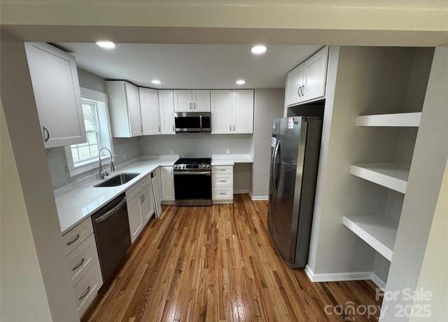 Property at 112 Mccray Ave, Kannapolis, NC 28081, 2 beds, 1 bath
