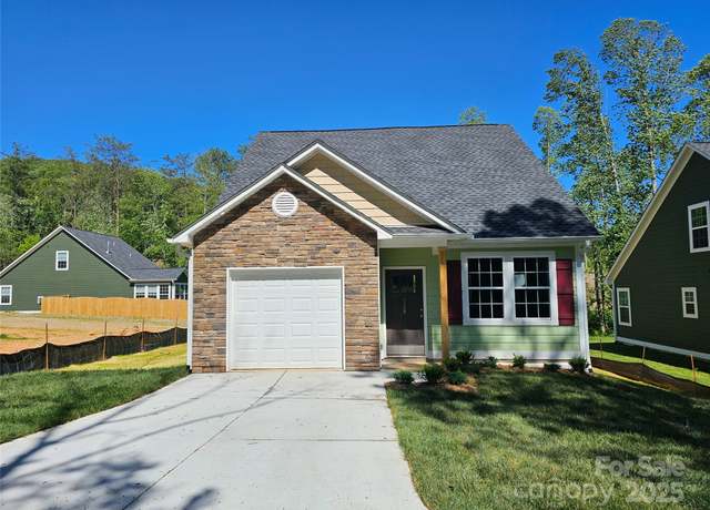 Property at 139 Brooks Cove Rd, Black Mountain, NC 28711, 3 beds, 2.5 baths