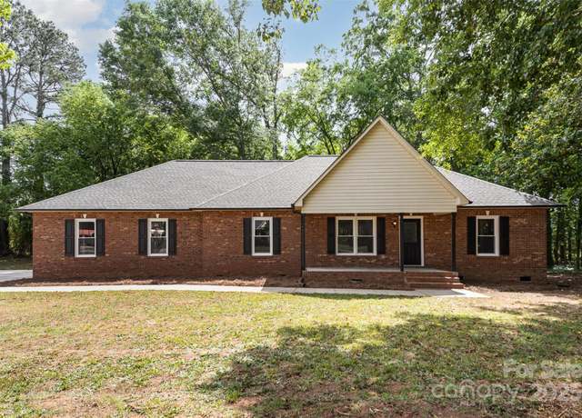 Property at 1513 White Ridge Dr, Rock Hill, SC 29732, 4 beds, 3 baths