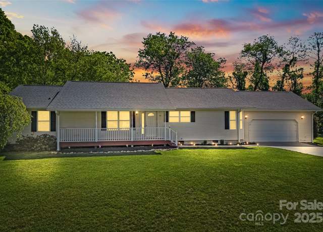Property at 45 Eden Glen Rd, Black Mountain, NC 28711, 3 beds, 2 baths