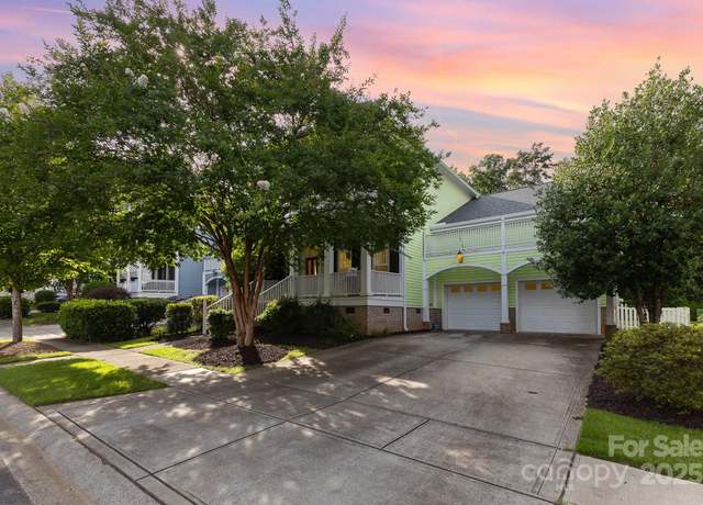 Property at 9210 Ginhouse Ln, Charlotte, NC 28277, 4 beds, 3 baths
