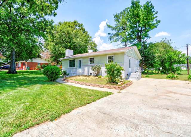 Property at 409 E Tennessee Ave, Bessemer City, NC 28016, 3 beds, 2 baths