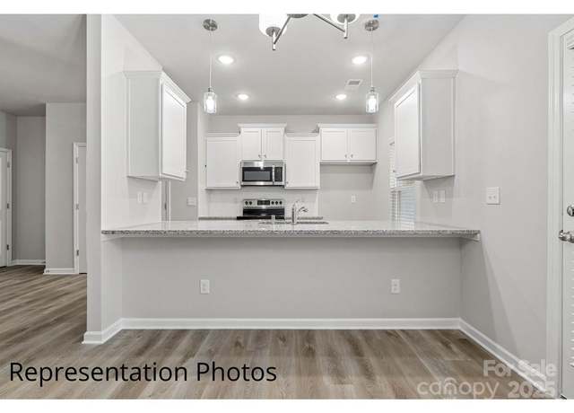 Property at 2019 Mcdonald Dr, Charlotte, NC 28216, 3 beds, 2.5 baths