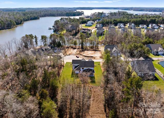Property at 13453 Portside Ln, Lancaster, SC 29720, 4 beds, 3.5 baths