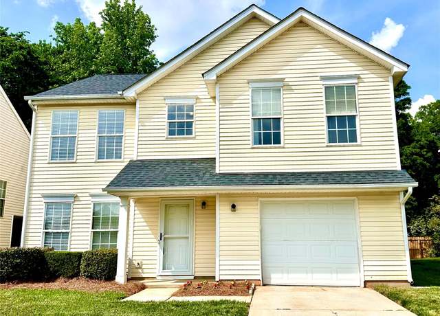 Property at 3032 Mallard Forest Dr, Charlotte, NC 28269, 4 beds, 2.5 baths