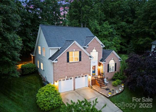 Property at 15301 Marsh Field Ct, Huntersville, NC 28078, 4 beds, 2.5 baths