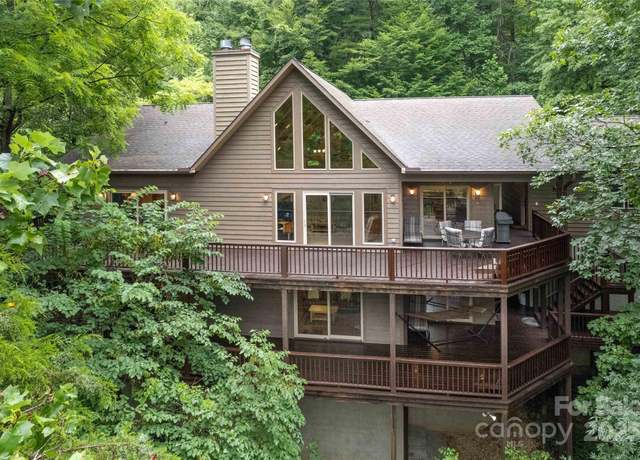 Property at 300 Sweet Birch Ln, Tuckasegee, NC 28783, 3 beds, 4 baths