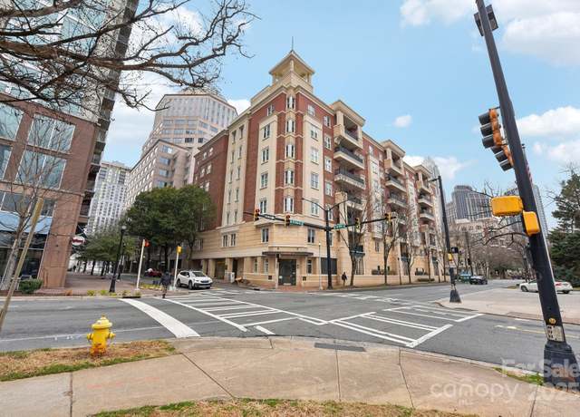 Property at 572 N Church St, Charlotte, NC 28202, 2 beds, 2 baths