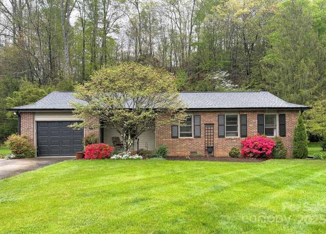 Property at 118 Resada Dr, Brevard, NC 28712, 2 beds, 2 baths