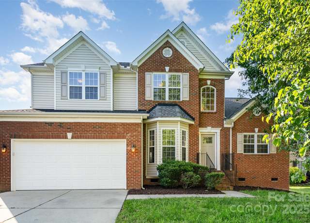 Property at 2514 Waters Vista Cir, Charlotte, NC 28213, 4 beds, 2.5 baths
