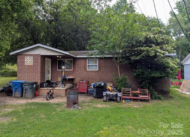 Property at 1210 Grady St, Salisbury, NC 28144, 3 beds, 1 bath