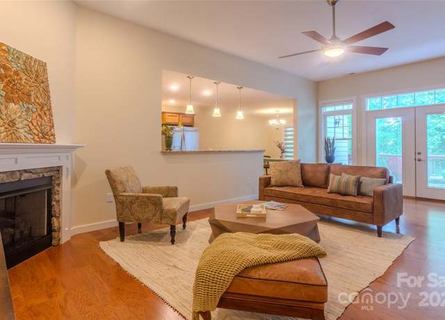 Property at 29 Kaylor Dr, Arden, NC 28704, 3 beds, 2 baths