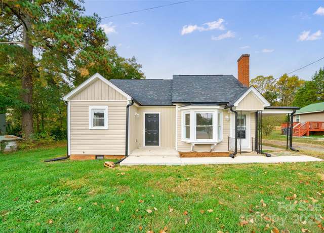 Property at 2500 S Ridge Ave, Kannapolis, NC 28083, 3 beds, 2 baths